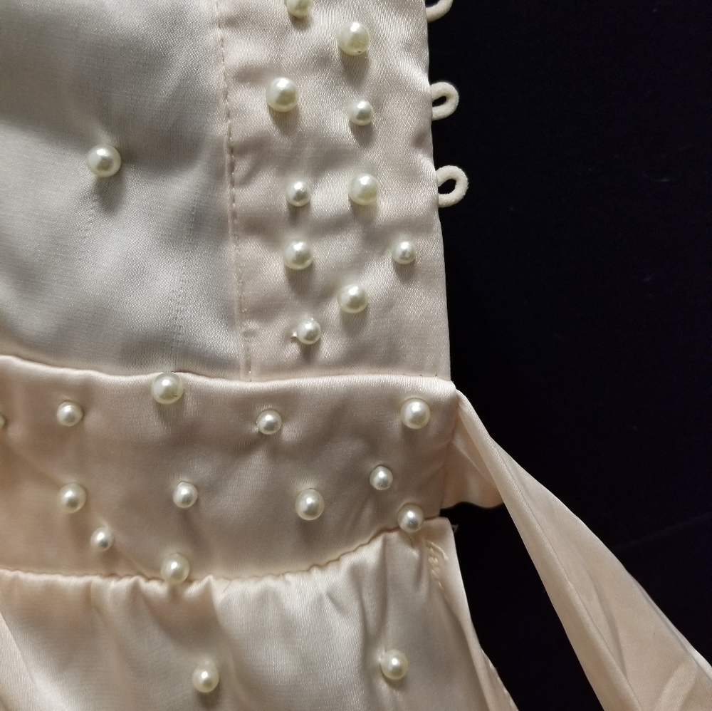 Faux Pearl Top - Mannequin worn only - Picture 5 of 15